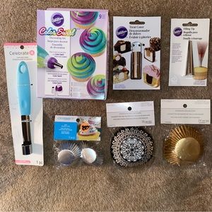 Color swirl decorating set, cupcake/treat coterie filling tip, cupcake liners